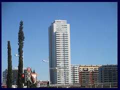 Torre  de Francia, Valencia's 2nd tallest skyscraper (115m, 35, built 2002), in the East part.